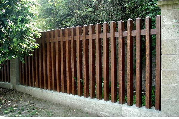 仿木（mù）柵欄