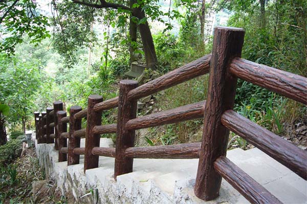  仿樹皮欄杆