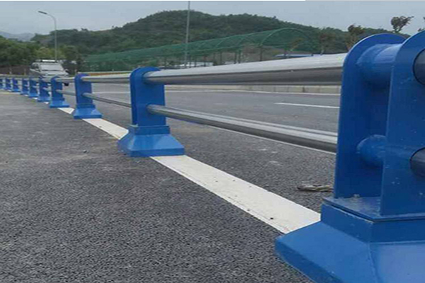 不鏽鋼欄杆（gǎn）