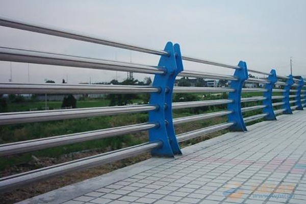 不鏽鋼欄杆（gǎn）