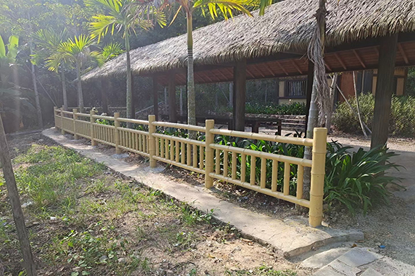 仿竹欄杆（gǎn）